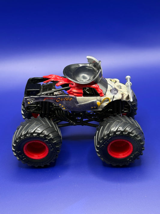 MONSTER JAM PIRATES CURSE - RED RIMS - 1:64 SCALE - MINT